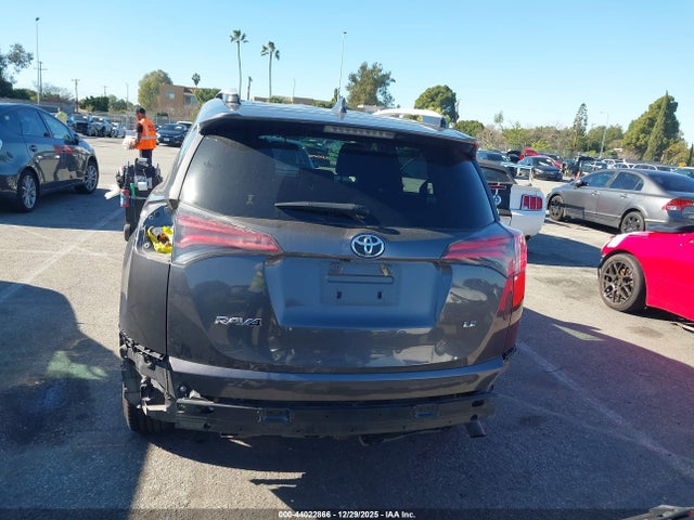 Toyota RAV4 LE 2016 JTMZFREV3GJ067968 Image 17