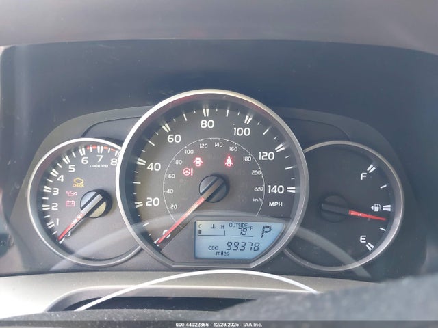Toyota RAV4 LE 2016 JTMZFREV3GJ067968 Image 7