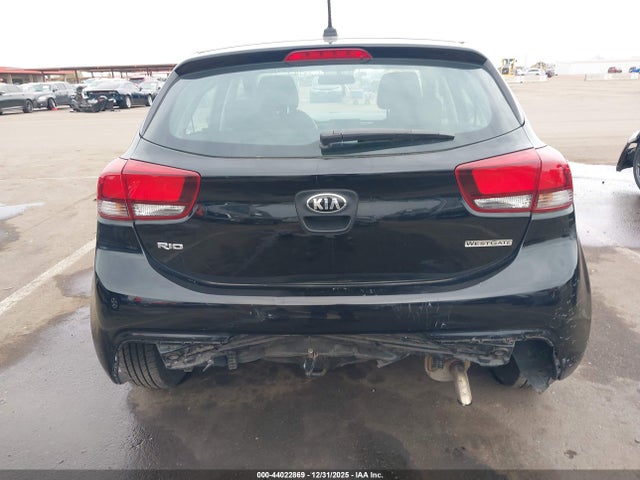 3KPA25AB0JE096040 KIA RIO LX