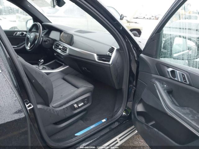 2022 BMW X5 5UXCR4C00N9K38339 Photo 4