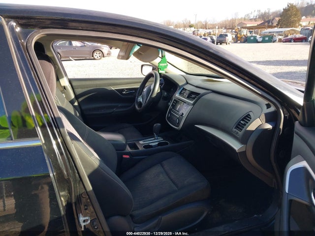 1N4AL3AP0GN352572 Nissan Altima 2.5/2.5 S/2.5 Sl/2.5 Sr/2.5 Sv