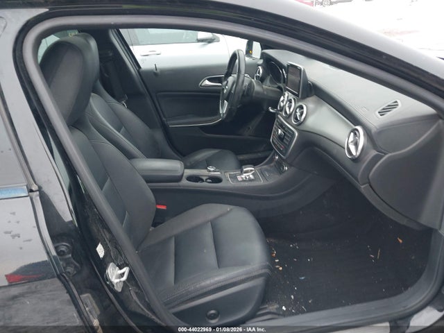 2015 MERCEDES-BENZ GLA 45 AMG WDDTG5CB7FJ093398 Photo 4