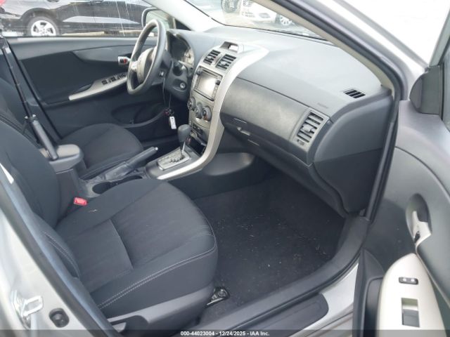 2013 TOYOTA COROLLA 2T1BU4EE1DC004644 Photo 4