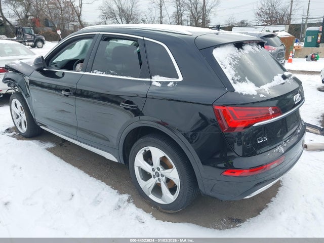2021 Audi Q5 Premium Plus 45 Tfsi Quattro S Tronic მანქანა იყიდება აუქციონზე, vin: WA1BAAFY9M2037030, აუქციონის ნომერი: 44023024