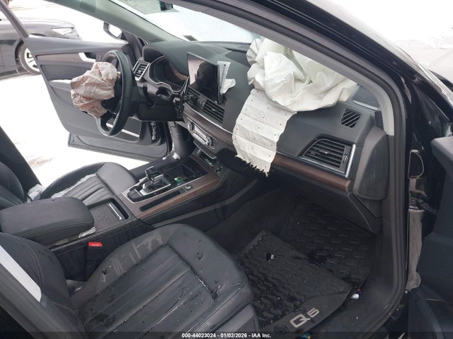 2021 Audi Q5 Premium Plus 45 Tfsi Quattro S Tronic მანქანა იყიდება აუქციონზე, vin: WA1BAAFY9M2037030, აუქციონის ნომერი: 44023024