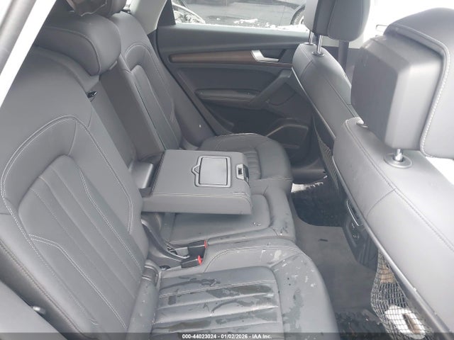 2021 Audi Q5 Premium Plus 45 Tfsi Quattro S Tronic მანქანა იყიდება აუქციონზე, vin: WA1BAAFY9M2037030, აუქციონის ნომერი: 44023024