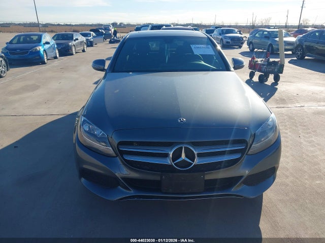 55SWF4JB9JU241086 Mercedes-Benz C 300