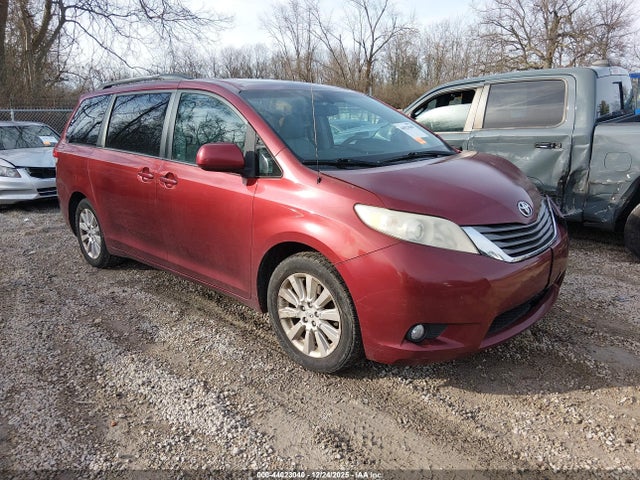 2011 TOYOTA SIENNA 5TDDK3DC3BS019904