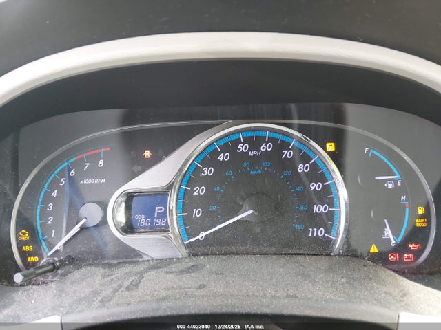 2011 TOYOTA SIENNA 5TDDK3DC3BS019904 Photo 6