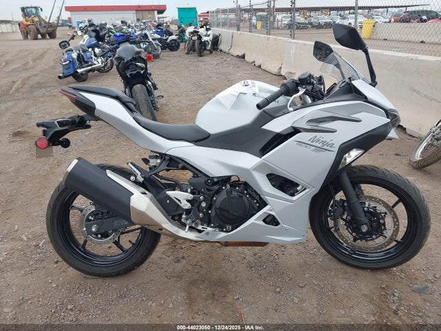 Kawasaki EX500 2024 ML5EXGG1XRDA08201 Image 12