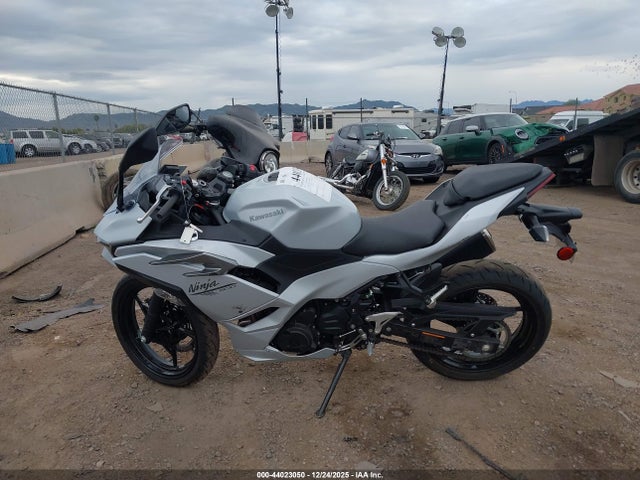 Kawasaki EX500 2024 ML5EXGG1XRDA08201 Image 13