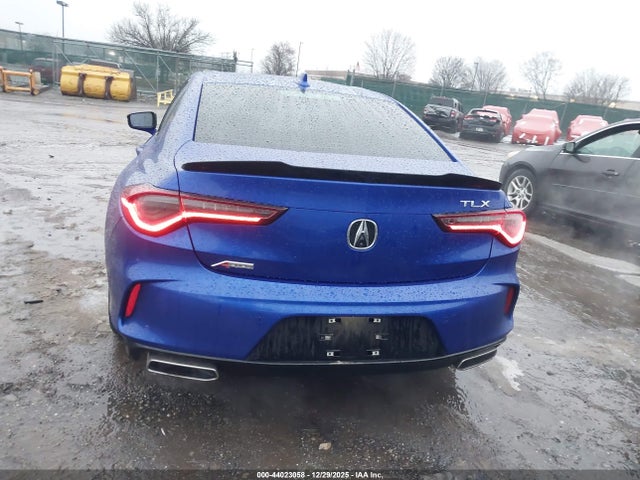 44023058 :رقم المزاد ، 19UUB5F55NA000848 vin ، 2022 Acura Tlx A-spec Package مزاد بيع
