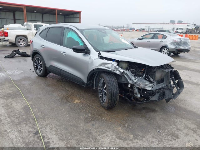 2022 FORD ESCAPE 1FMCU0G60NUB93323