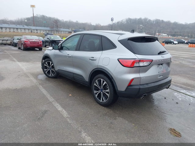 2022 FORD ESCAPE 1FMCU0G60NUB93323 Photo 2