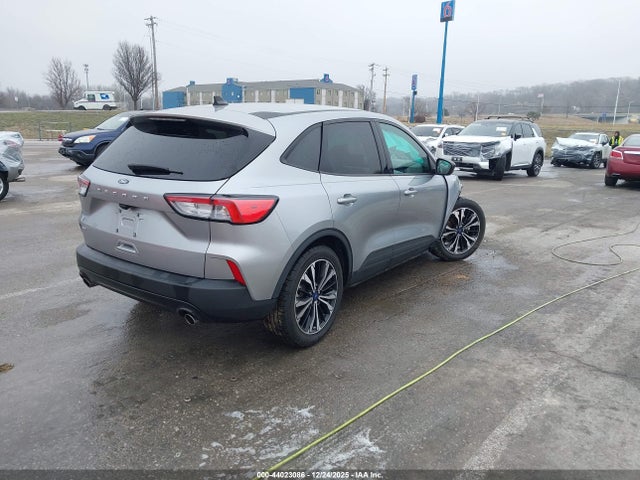 2022 FORD ESCAPE 1FMCU0G60NUB93323 Photo 3