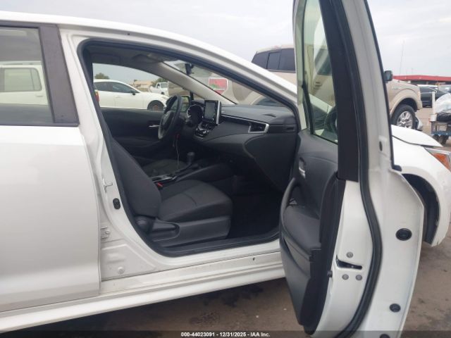 2021 TOYOTA COROLLA JTDEAMDE7MJ016373 Photo 4