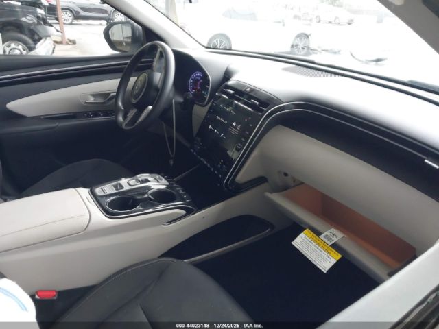 2022 HYUNDAI TUCSON PLUG-IN HYBRID KM8JBDA24NU035433 Photo 4