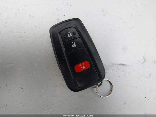 JTDKBRFUXH3029839 Toyota Prius Two