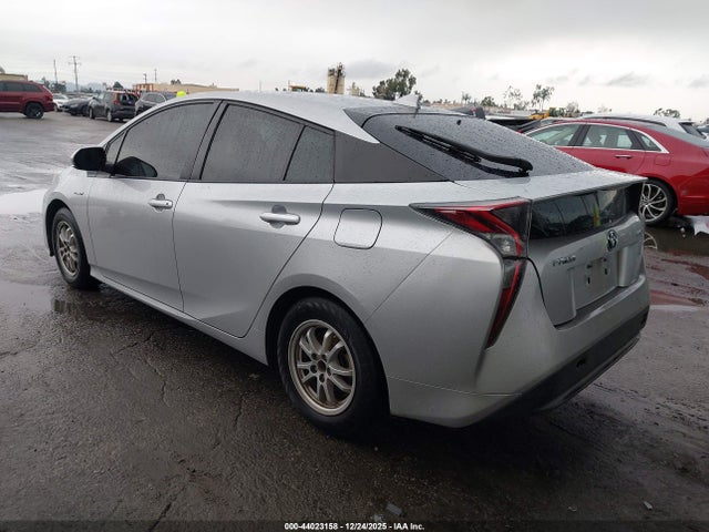 JTDKBRFUXH3029839 Toyota Prius Two