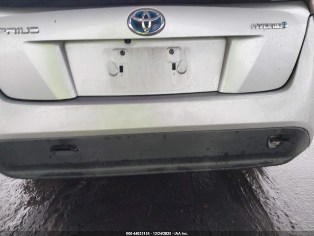 JTDKBRFUXH3029839 Toyota Prius Two