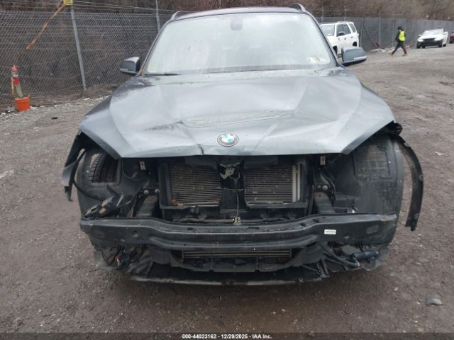 2014 BMW X1 WBAVL1C57EVY12932 Photo 5