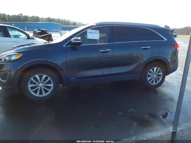 Продажа на аукционе авто 2017 Kia Sorento 2.4l Lx, vin: 5XYPGDA3XHG206328, номер лота: 44023164