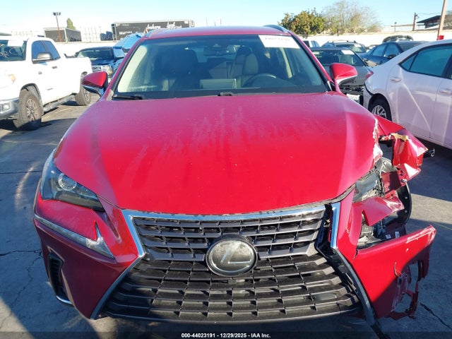 JTJYARBZ1K2154673 Lexus NX 300