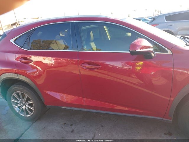 JTJYARBZ1K2154673 Lexus NX 300