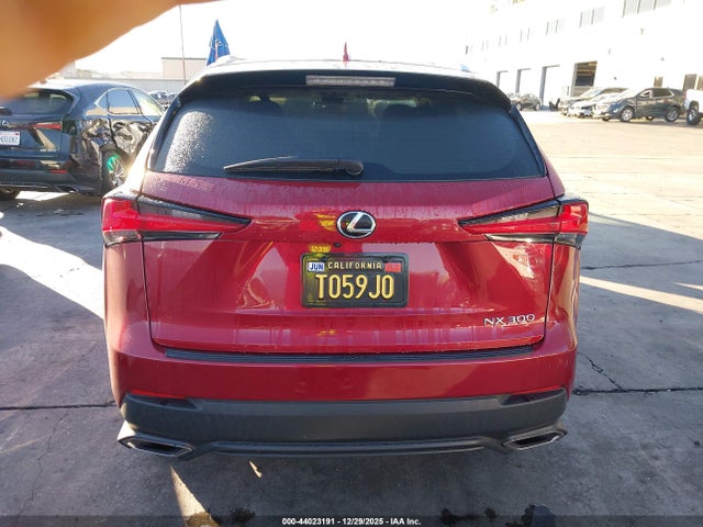 JTJYARBZ1K2154673 Lexus NX 300
