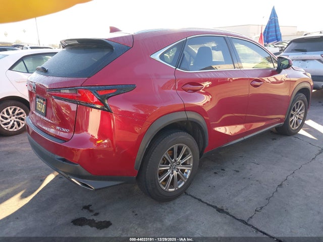 JTJYARBZ1K2154673 Lexus NX 300