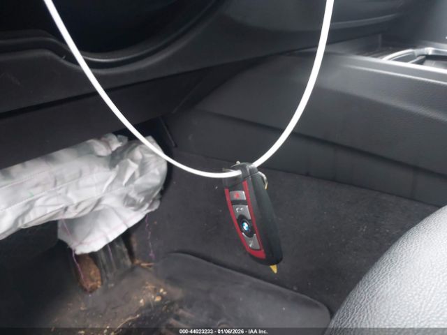 2018 BMW 330I WBA8D9G5XJNU72088 Photo 10