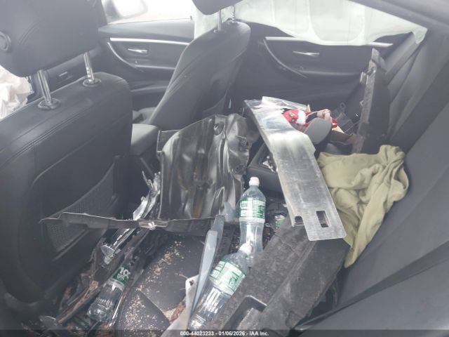 2018 BMW 330I WBA8D9G5XJNU72088 Photo 7