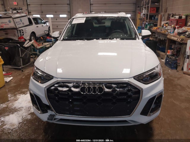 44023264 :رقم المزاد ، WA1E2AFY8R2145205 vin ، 2024 Audi Q5 Premium Plus 55 Tfsi E S Line Quattro S Tronic مزاد بيع