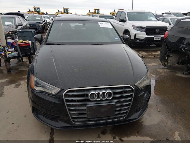 Продажа на аукционе авто 2016 Audi A3 1.8t Premium, vin: WAUA7GFF2G1006923, номер лота: 44023280