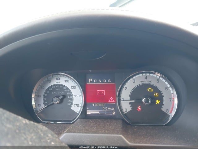 2010 JAGUAR XF SAJWA0GBXALR59244 Photo 6