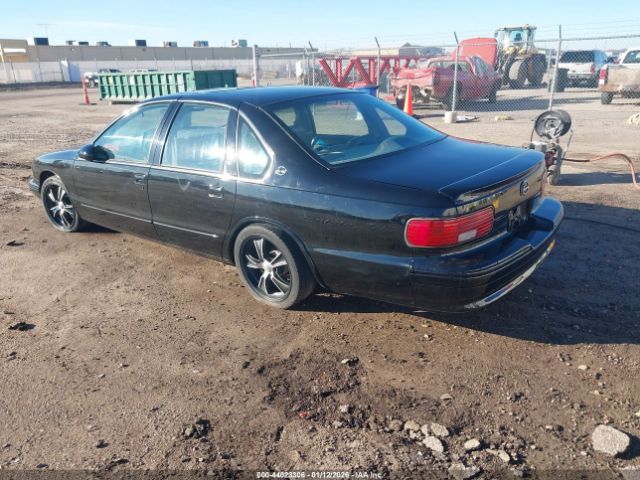 1996 CHEVROLET CAPRICE / IMPALA 1G1BL52P7TR156469 Photo 2
