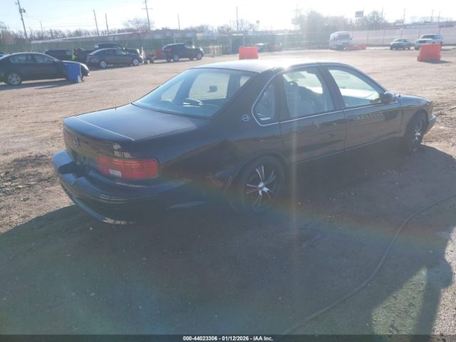 1996 CHEVROLET CAPRICE / IMPALA 1G1BL52P7TR156469 Photo 3