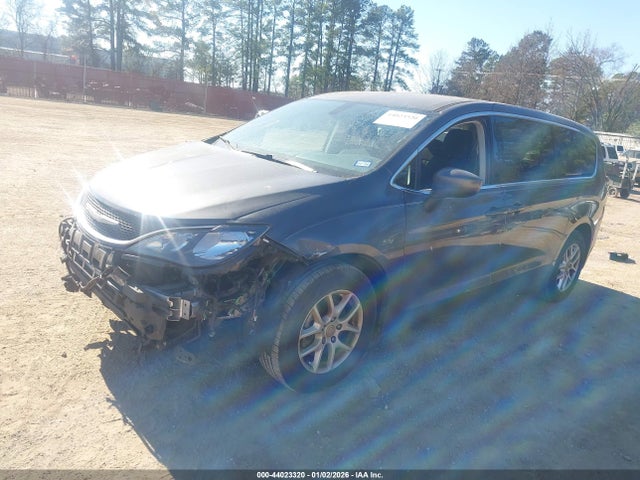 Продажа на аукционе авто 2017 Chrysler Pacifica Touring, vin: 2C4RC1DG4HR516309, номер лота: 44023320