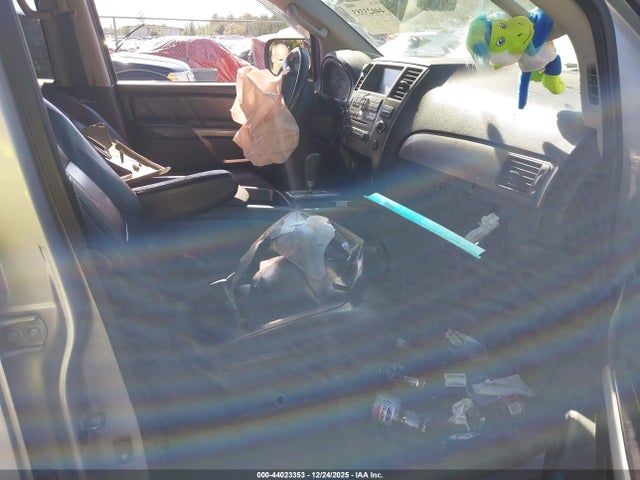 44023353 :رقم المزاد ، 5N1AA0ND1FN614768 vin ، 2015 Nissan Armada Sv مزاد بيع