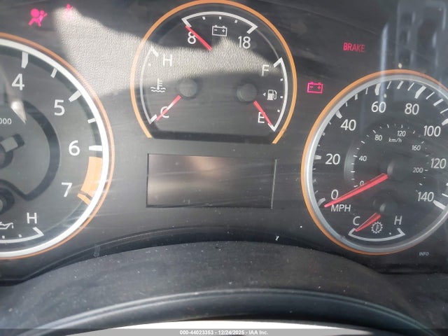 44023353 :رقم المزاد ، 5N1AA0ND1FN614768 vin ، 2015 Nissan Armada Sv مزاد بيع