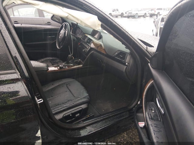 2013 Bmw 328i მანქანა იყიდება აუქციონზე, vin: WBA3C1C58DF443689, აუქციონის ნომერი: 44023362
