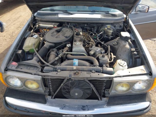 1984 MERCEDES-BENZ 300 WDBAB33A6EA124018 Photo 9