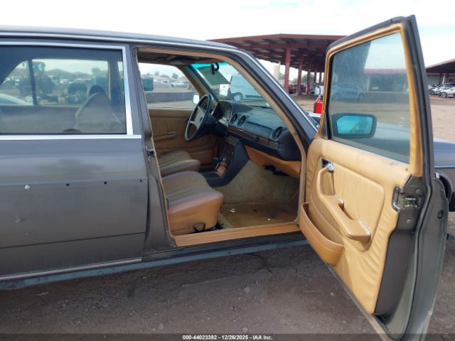 1984 MERCEDES-BENZ 300 WDBAB33A6EA124018 Photo 4