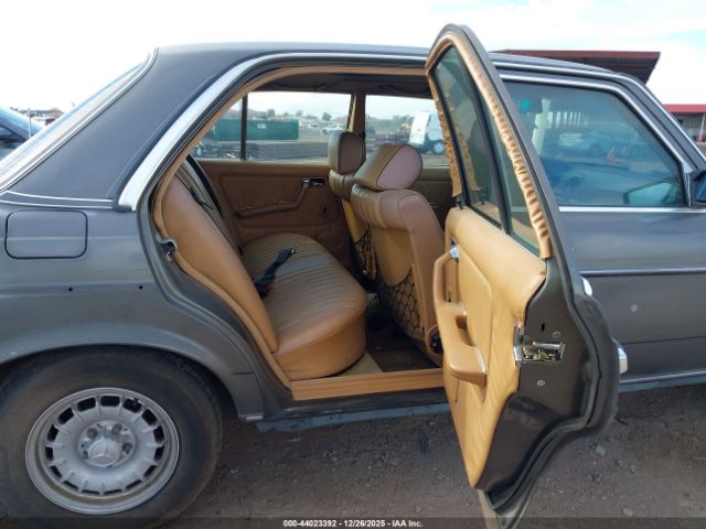 1984 MERCEDES-BENZ 300 WDBAB33A6EA124018 Photo 7