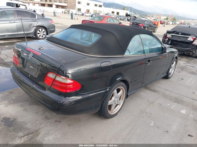 2002 MERCEDES-BENZ CLK 430 WDBLK70G32T117438 Photo 3