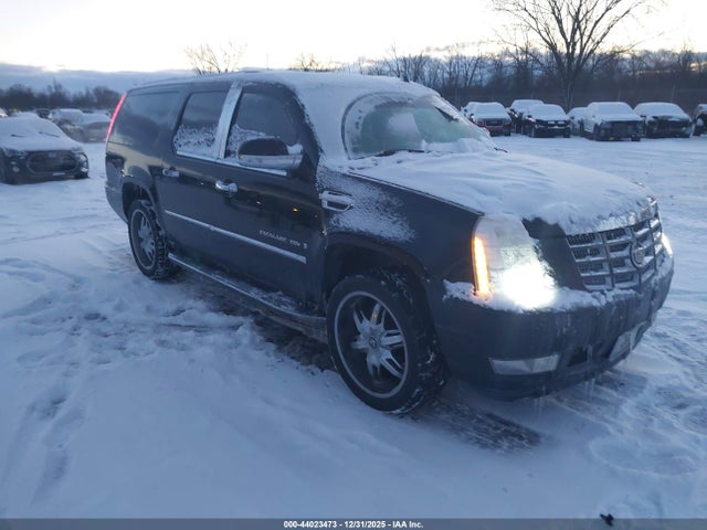 2008 CADILLAC ESCALADE ESV 1GYFK668X8R168475 Photo 0