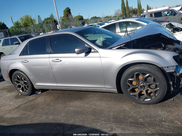 Chrysler 300 300s Awd 2018 2C3CCAGG9JH267300 Image 13