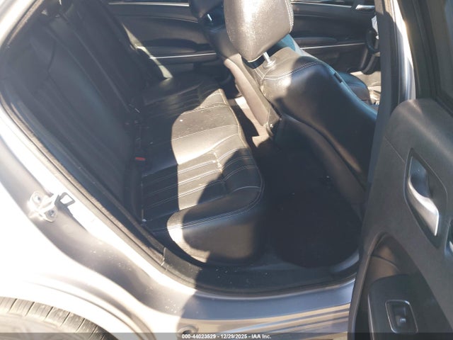 Chrysler 300 300s Awd 2018 2C3CCAGG9JH267300 Image 8
