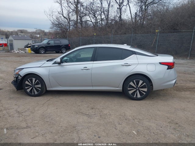 1N4BL4DV6MN373958 Nissan Altima Sv Fwd