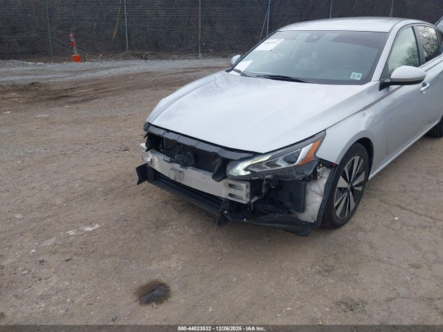1N4BL4DV6MN373958 Nissan Altima Sv Fwd